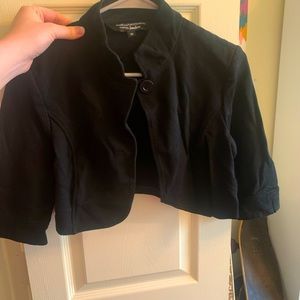 Diane Avon Furstenburg shrug